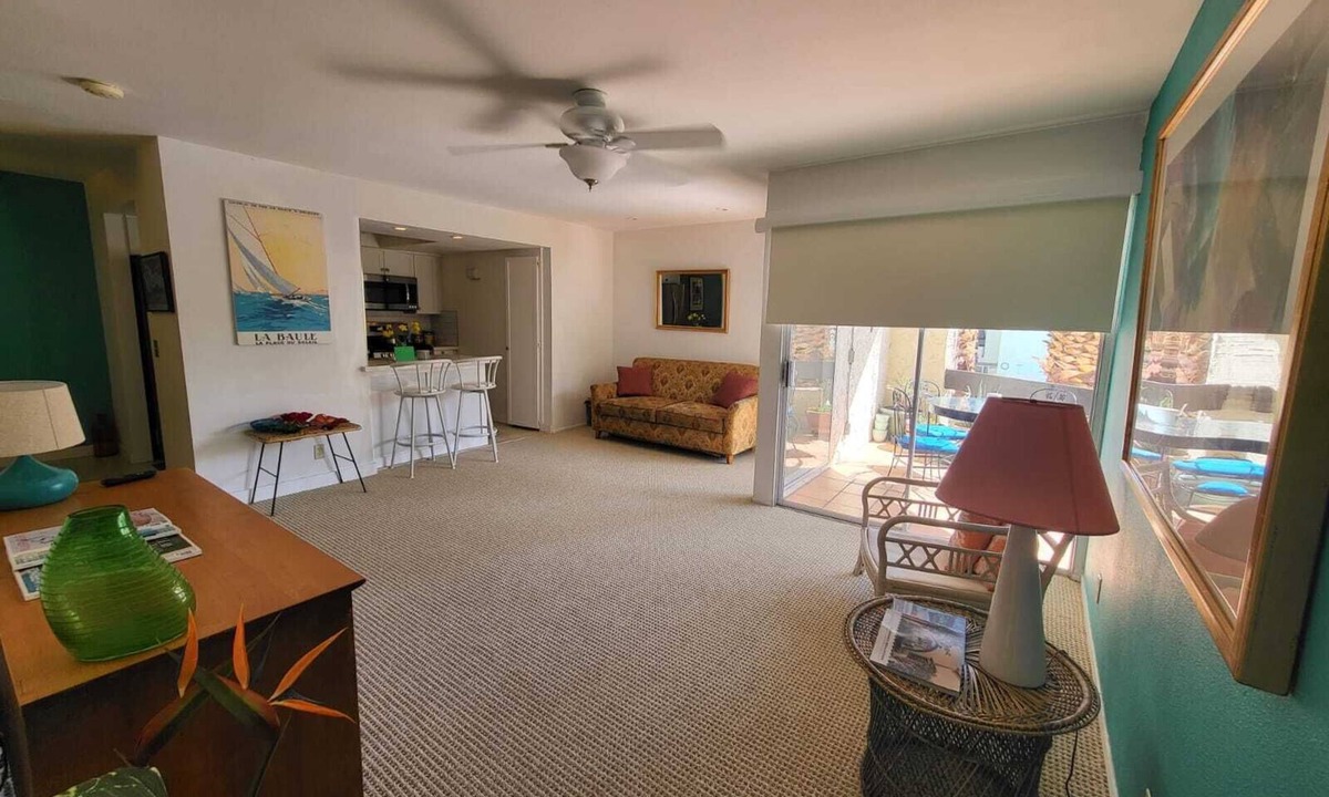 Deepwell Estates Condo | The Bright & Serene 1B Biltmore Condo