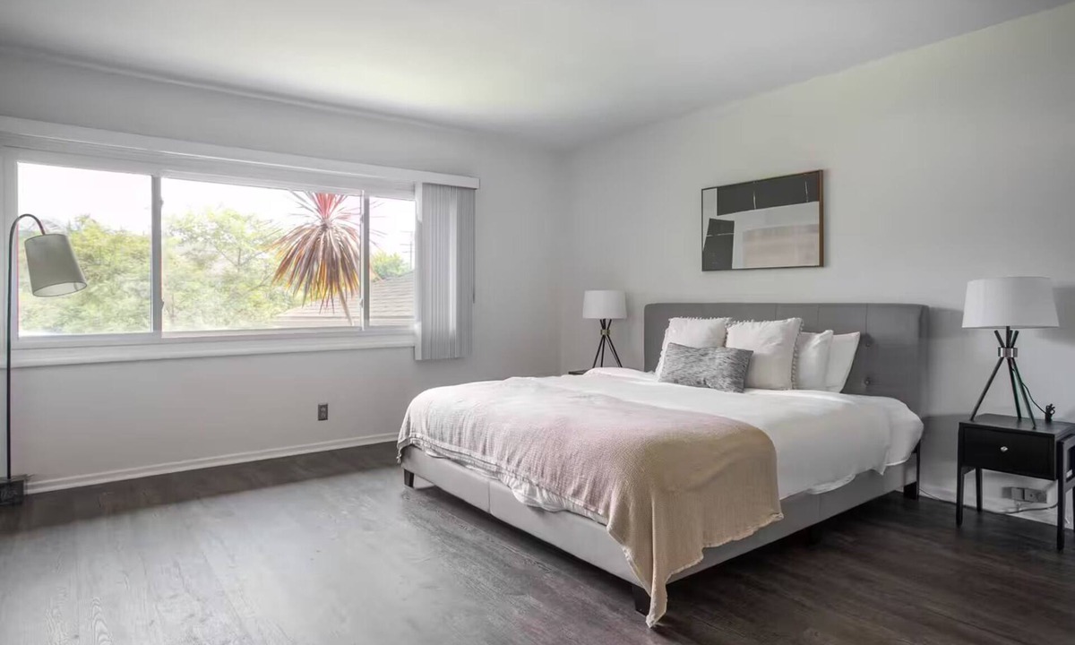 Ladera Heights House | The Brightwood Stay