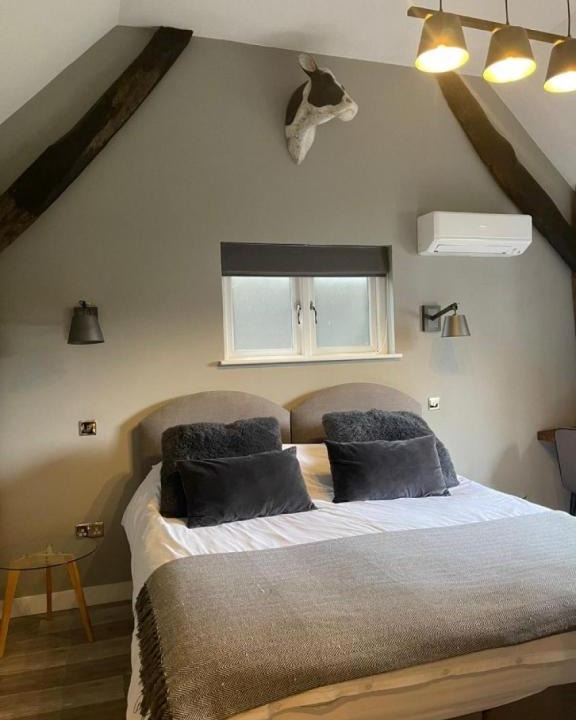 Meldreth House | The British Queen, Meldreth