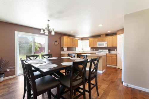 Pasco House | The Broadmoor House