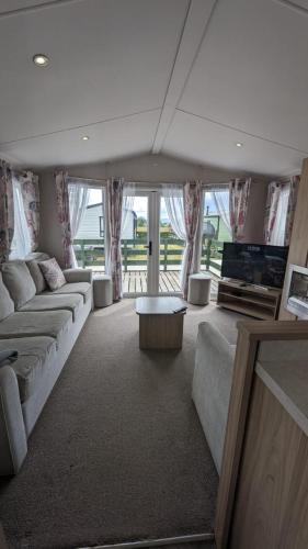 Ardentinny Ski Chalet | The Brockenhurst 25