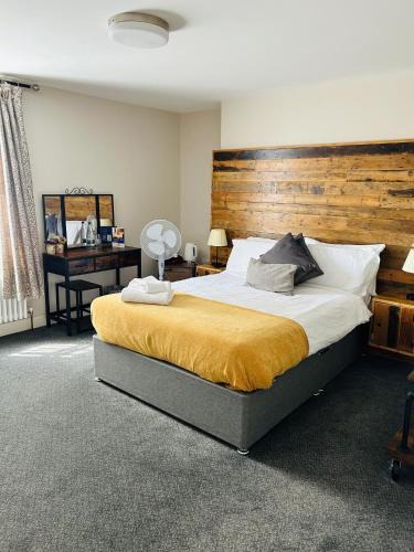 Lewisham Hotel | The Brookmill