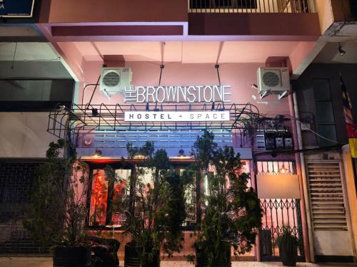 Jawa Hostel | The Brownstone Hostel & Space