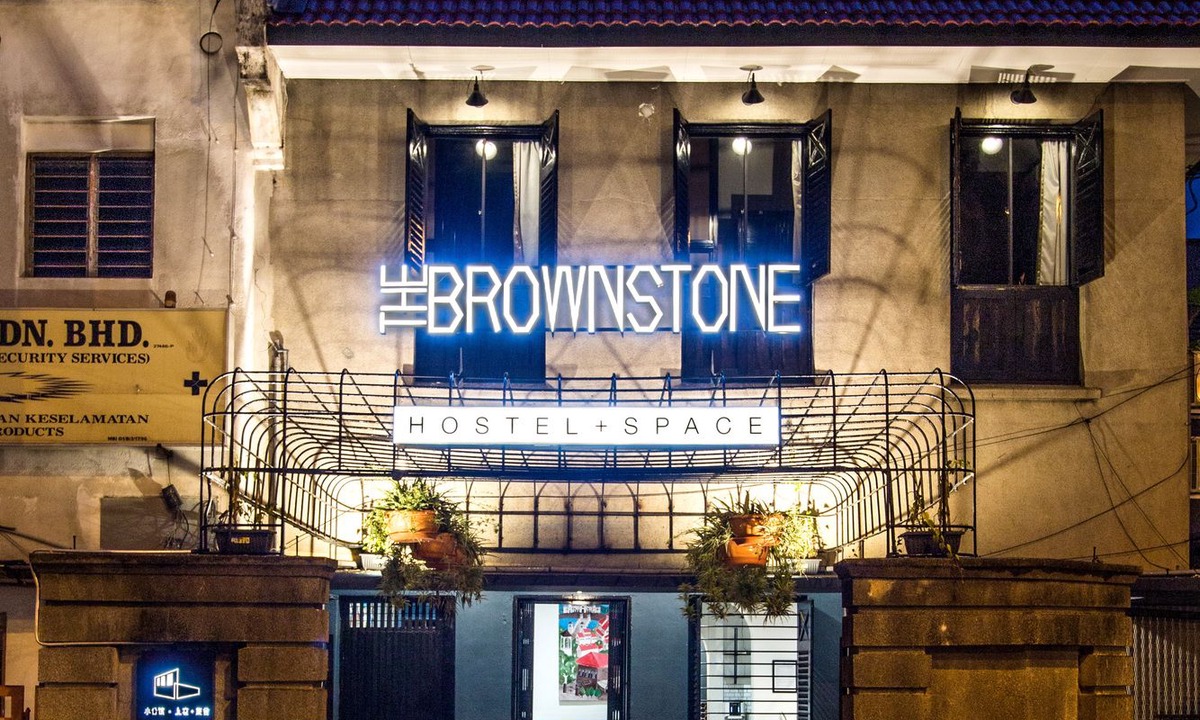 Jawa Hotel | The Brownstone Hostel & Space