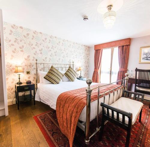 Hundall Hotel | The Bubble Inn Hotel