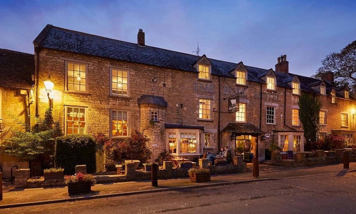 Fairford Hotel | The Bull Hotel