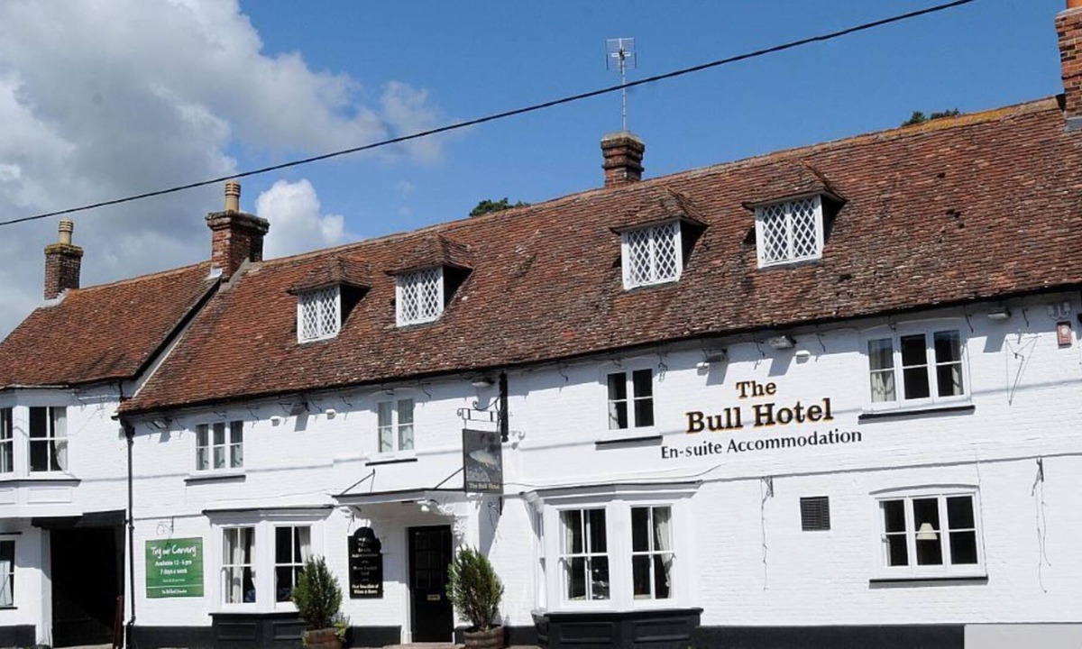 Woodfalls Hotel | The Bull Hotel