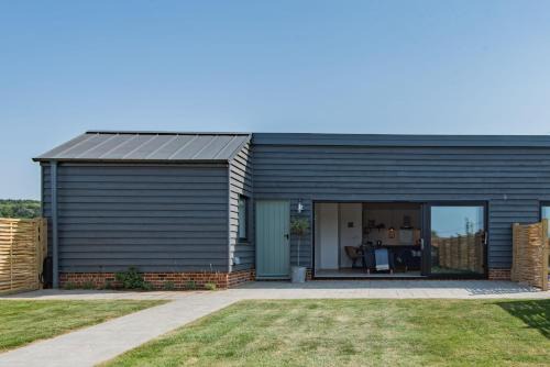 Ashford House | The Bull Pen by Bloom Stays