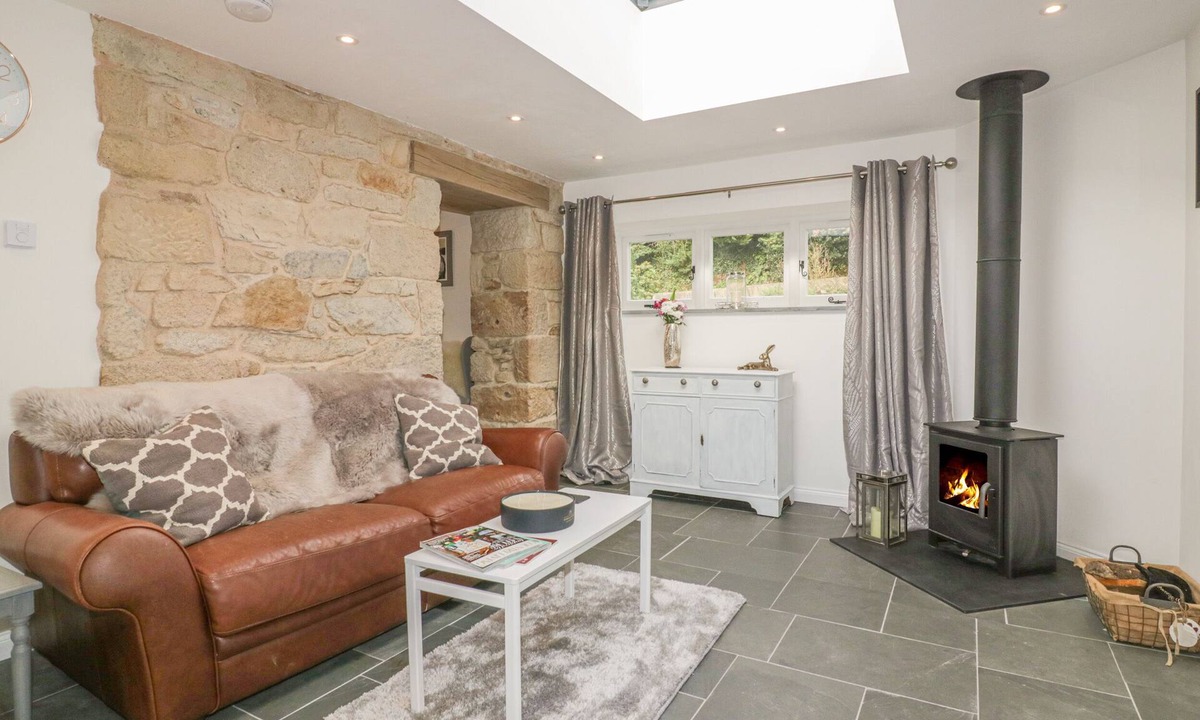 Grampound House | The Bull Pen