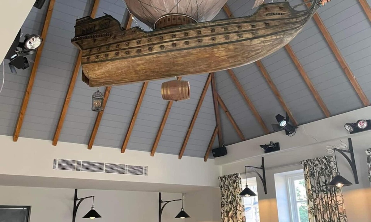 Ewhurst Bed & Breakfast | The Bulls Head Inn