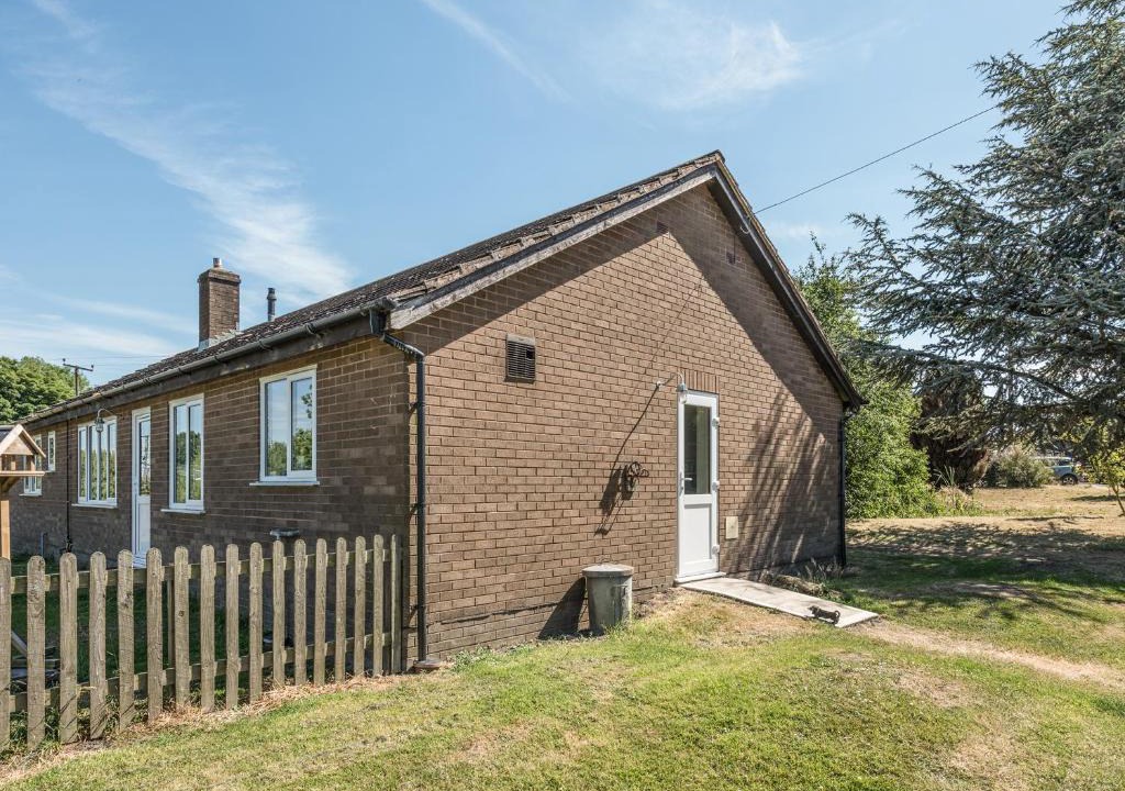 Farlow House | The Bungalow