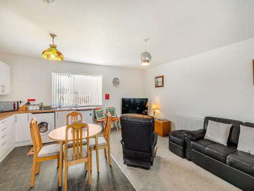 Ripley House | The Bungalow