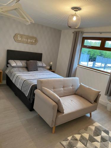 Gildersome House | The Bungalow