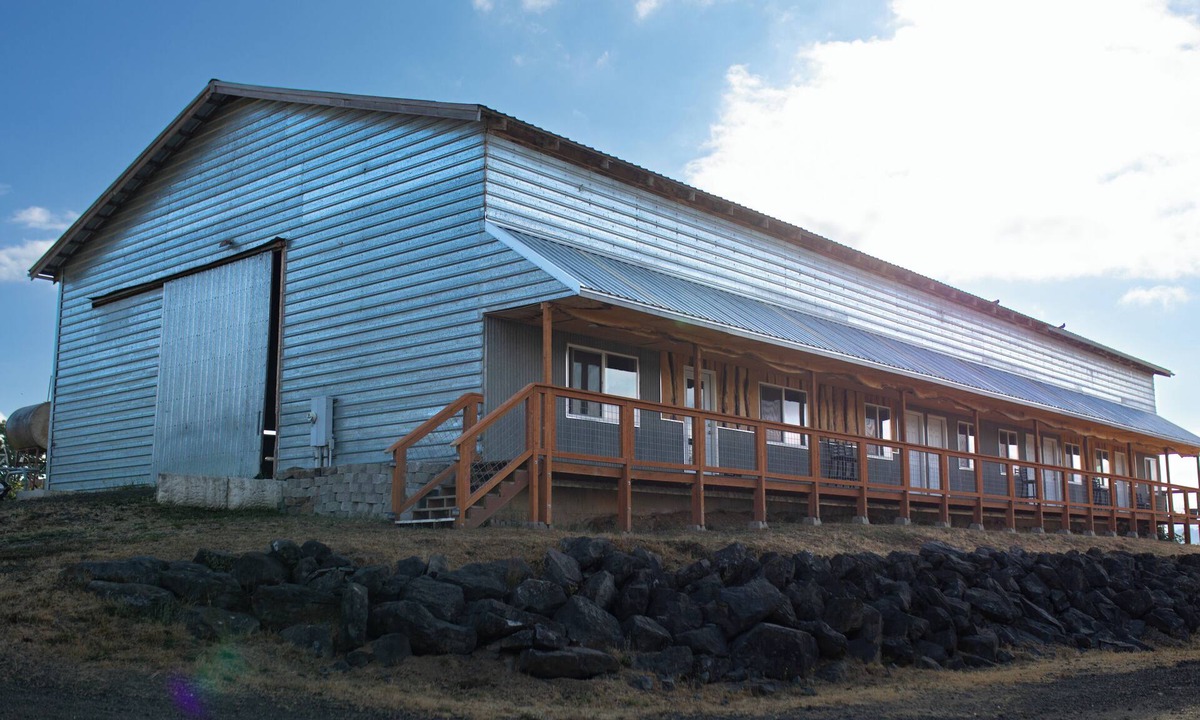 Roseburg Apartment | the Bunkhouse Eagle - Private Studio Retreat Room