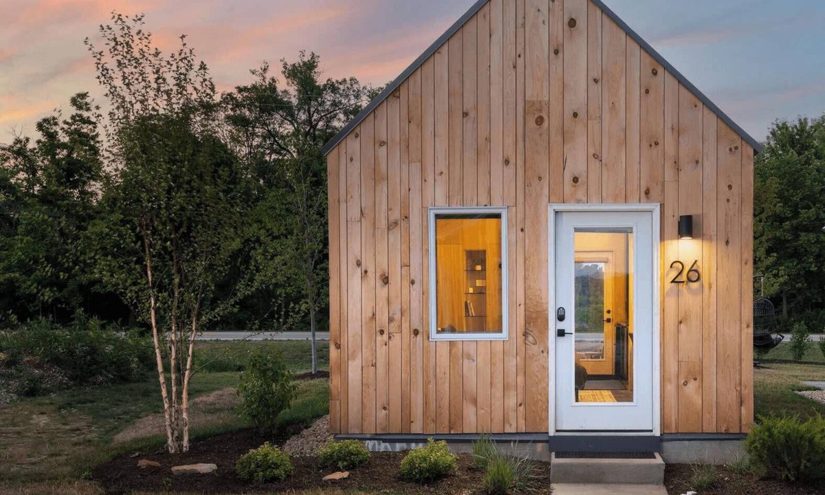Ottawa Cabin | The Bunkies @ Heritage Harbor