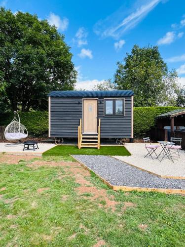 Ilton House | The Burds Nest