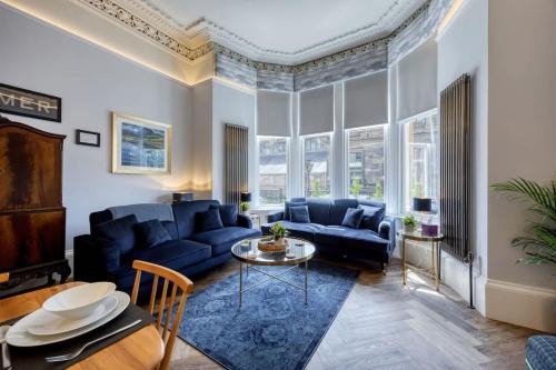 Kelvinbridge Apartment | The Burnbank Experience