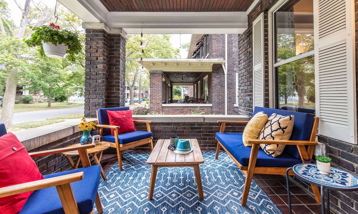 Downtown Niagara Falls Bed & Breakfast | The Butler House B&B