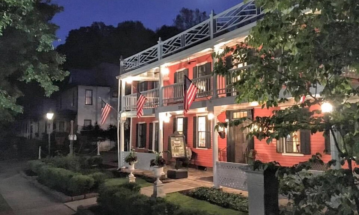 Granville Hotel | The Buxton Inn