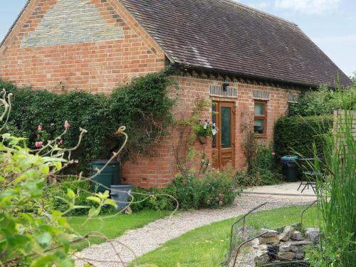 Alcester House | The Byre