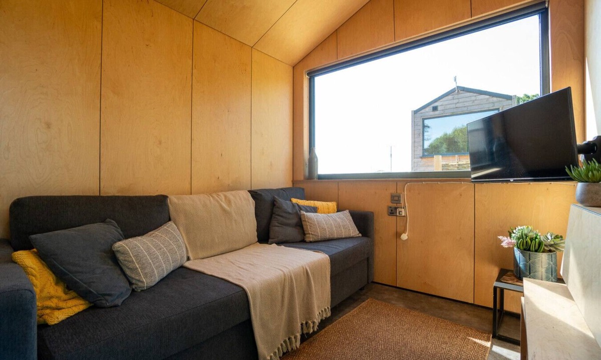 Hereford Cabin | The Cabin On The Golf Course.