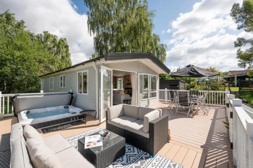 Ufford House | The Cabin, Ufford