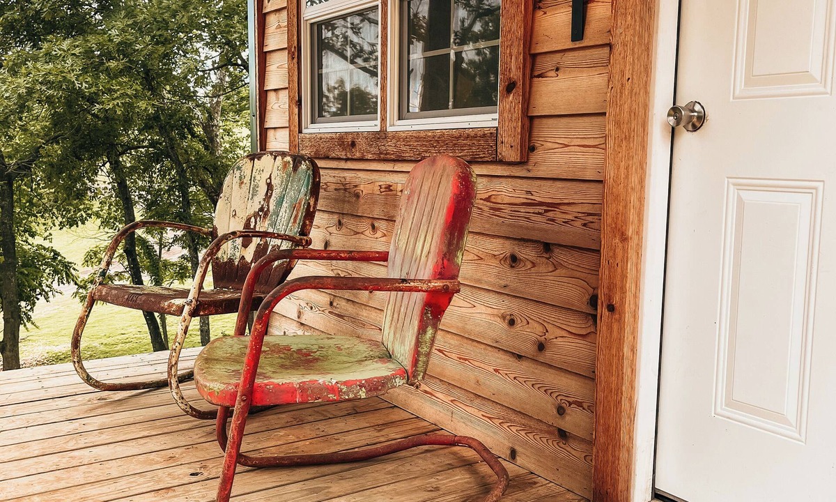 Iron Post Cabin | The Cabins at Bent Pine Ranch ~ Cabin #1
