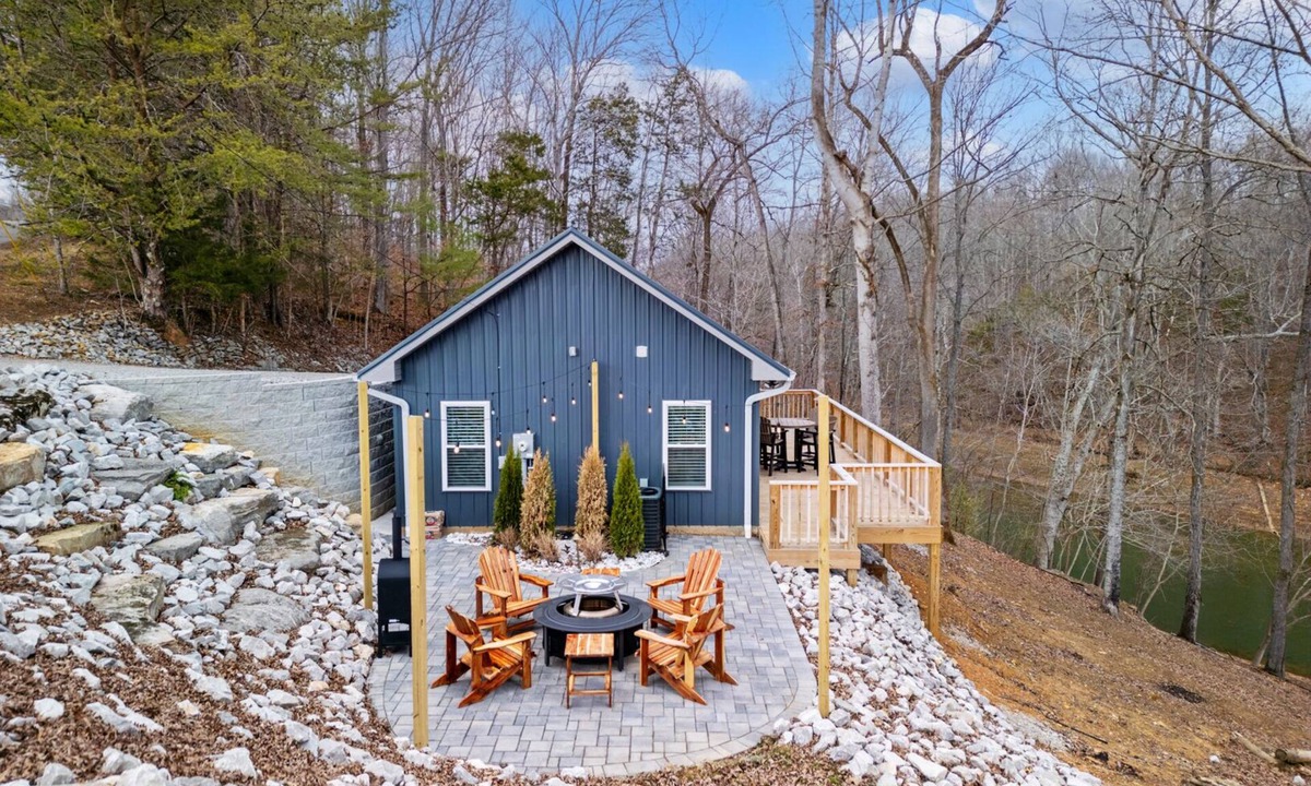 White County House | The Calf Killer Cottage