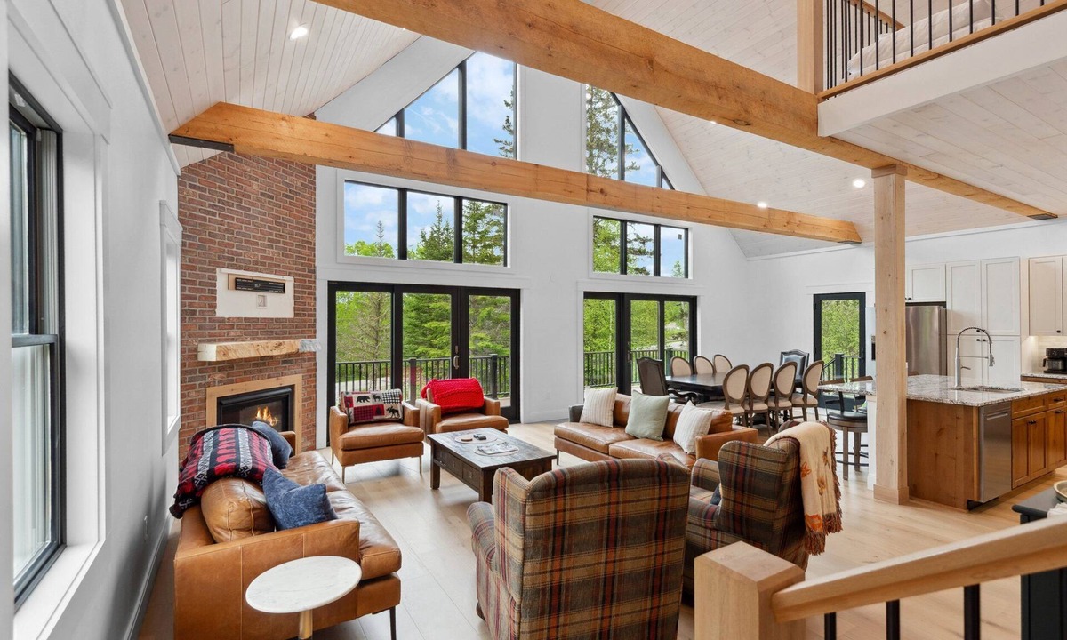 Rangeley House | The Camp on Cottage | Pet Friendly | Air Conditioning