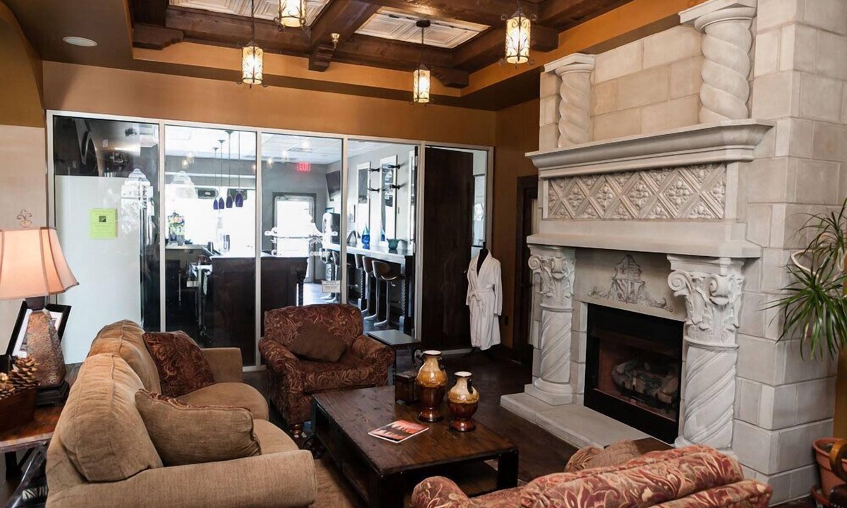 Tulsa Hotel | The Campbell Hotel on Route 66