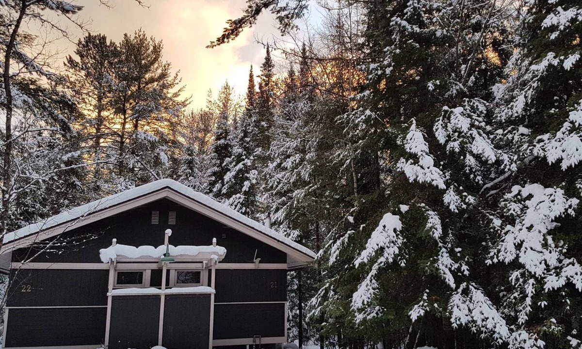 Eau Claire Other | The Canadian Ecology Centre Cabins