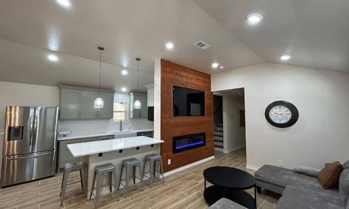 Canyon House | The CanyINN
