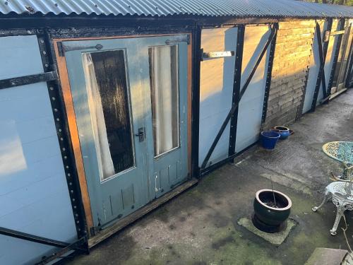 Three Cocks Other | The carriage