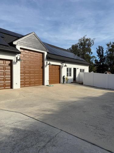 Dade City Apartment | The Carriage House
