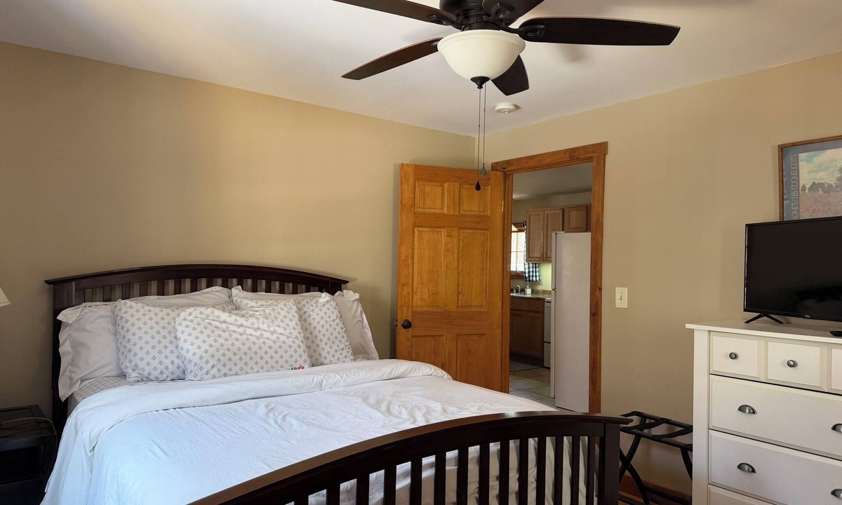 Tolland Apartment | The Carriage House