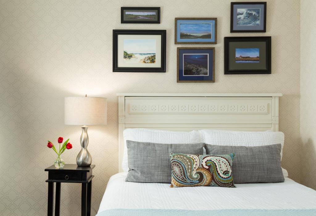 Cape May Hotel | The Carroll Villa Hotel