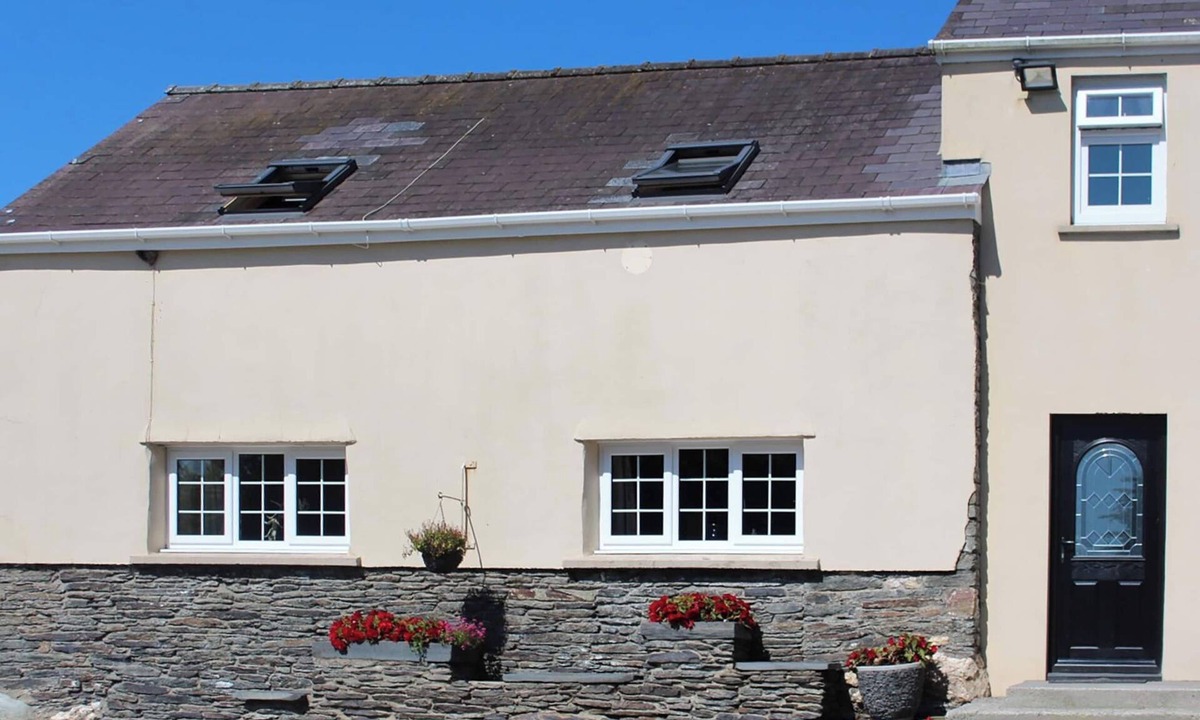 Cenarth Cottage | The Carthouse - UK13184