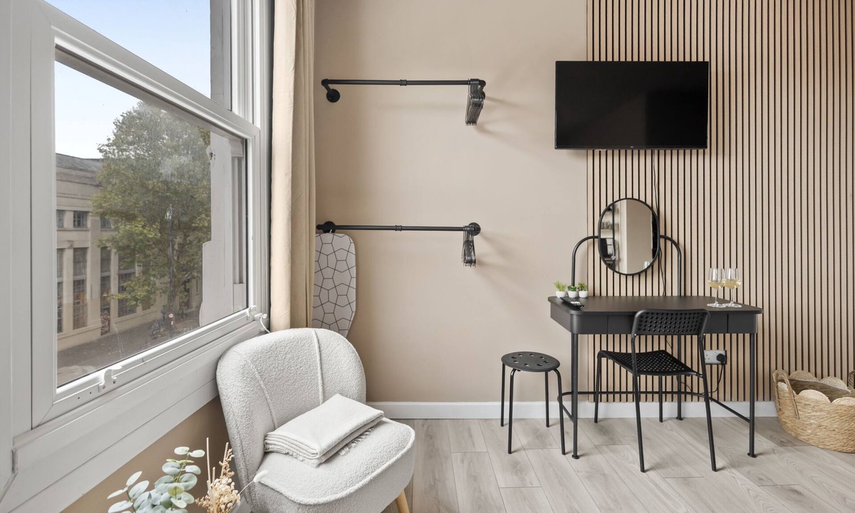 Shacklewell Apartment | The Cave in Stoke Newington