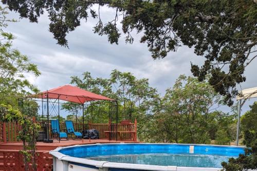 Cedar Creek House | The Cedar House