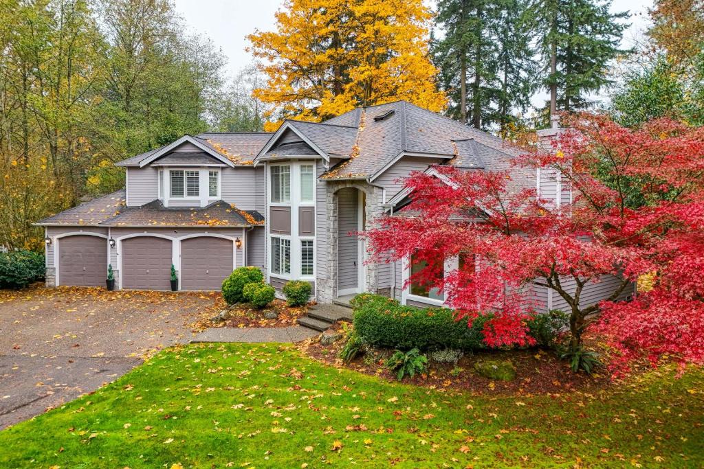 Seattle Hill-Silver Firs House | The Cedars Spacious Group Getaway in Snohomish