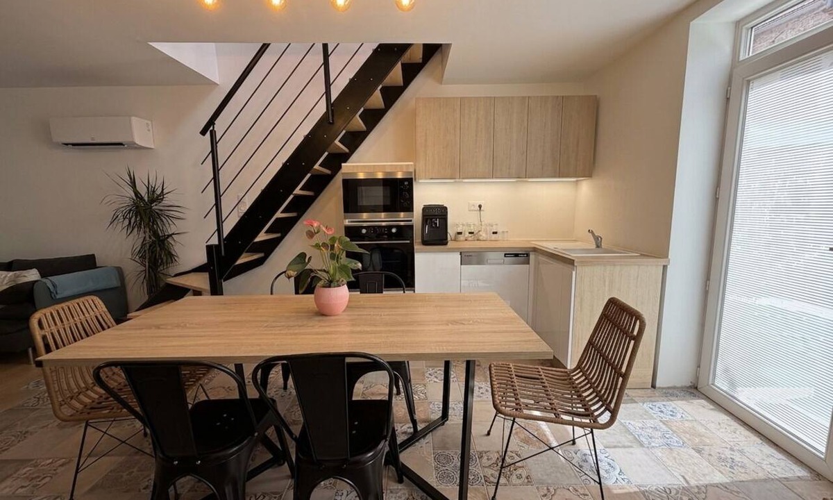 Nuits-Saint-Georges House | The Celeste Suite