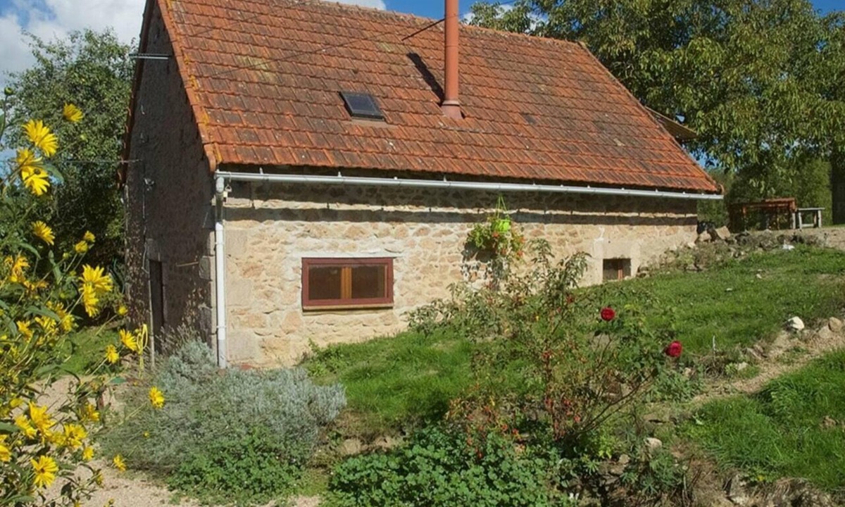 Issy-l'Eveque House | The Cellar - ISSY L'EVEQUE