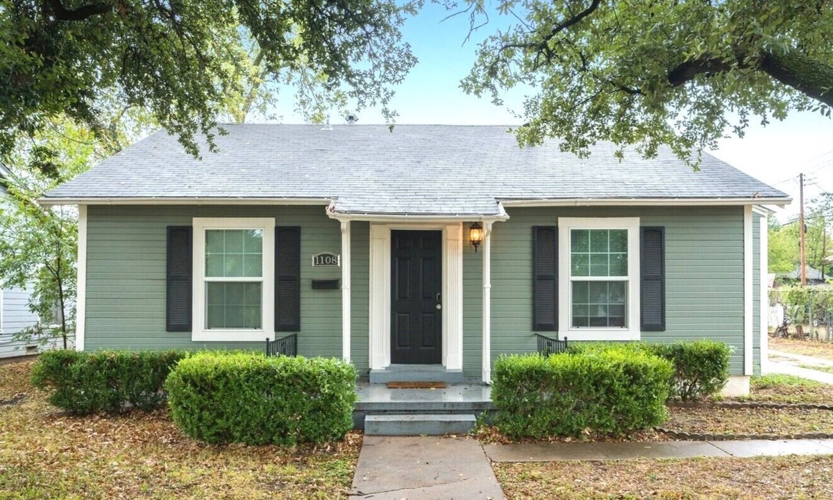 Brookview House | The Central Cottage: 7 mins from Magnolia Table, Silos, Baylor & Downtown Waco