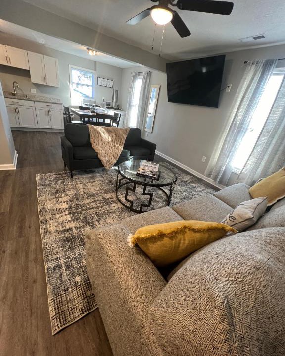 Kansas City Apartment | The Central Crib