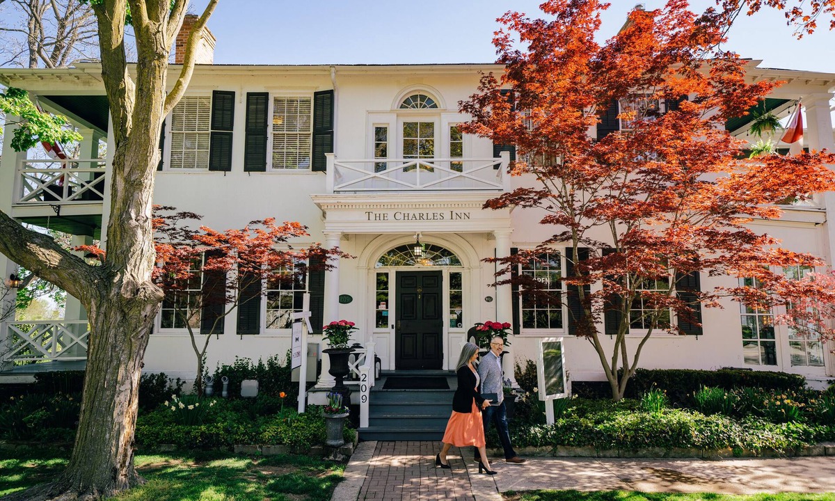 Historic Old Town Hotel | The Charles Hotel
