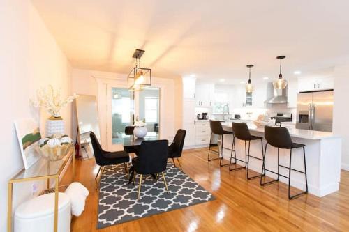 Randolph Apartment | The Charles-South Shore