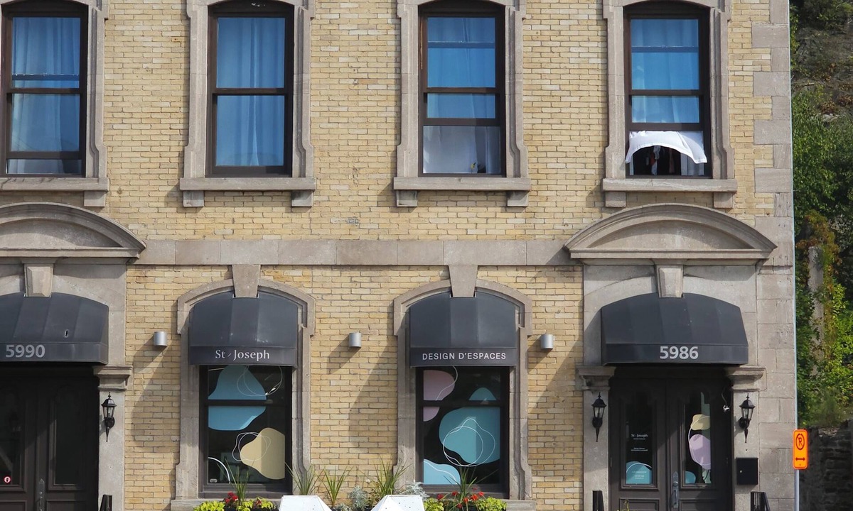 Desjardins Apartment | The charm of the river