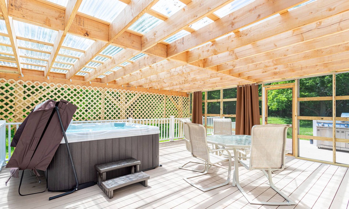 Catskill Cabin | The Charming Cabin *Hottub*Gym*Firepit*(Pet-friendly)