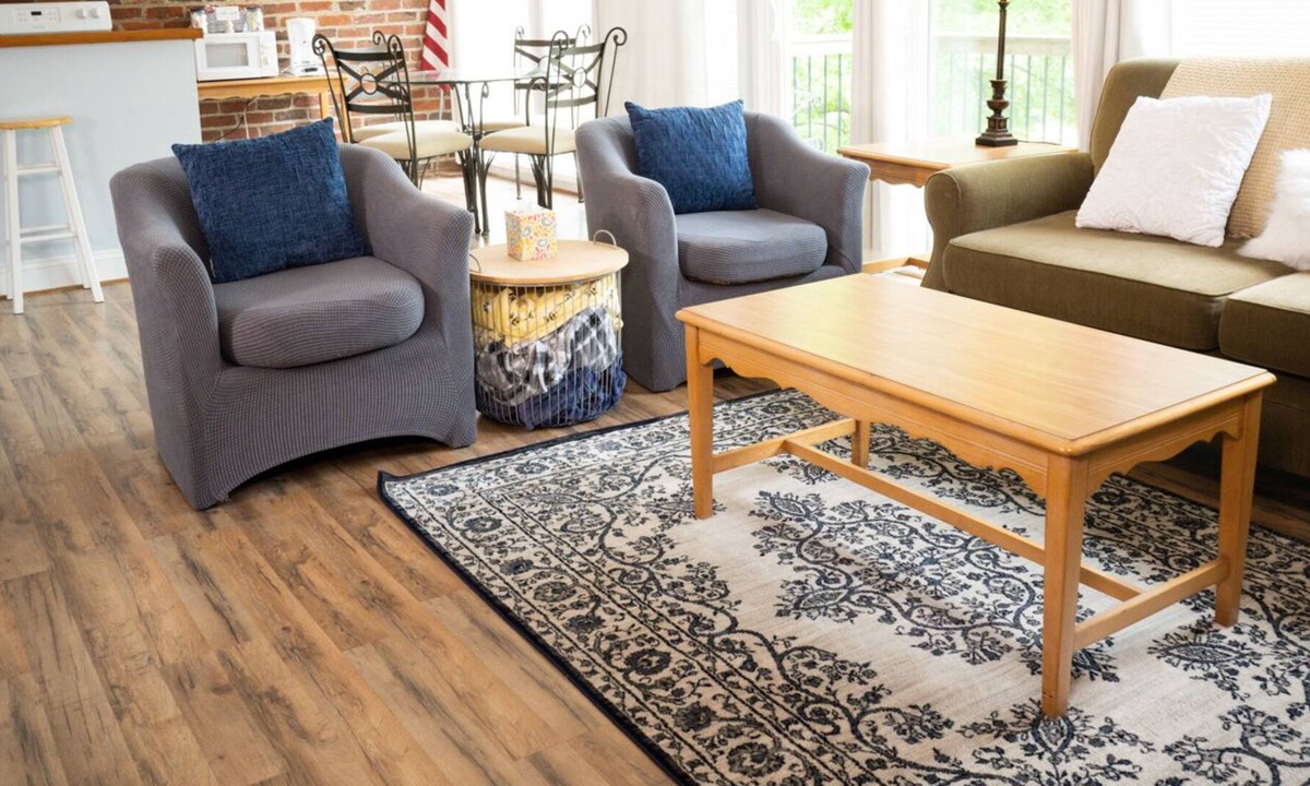 Ararat Condo | The Charming Chalet