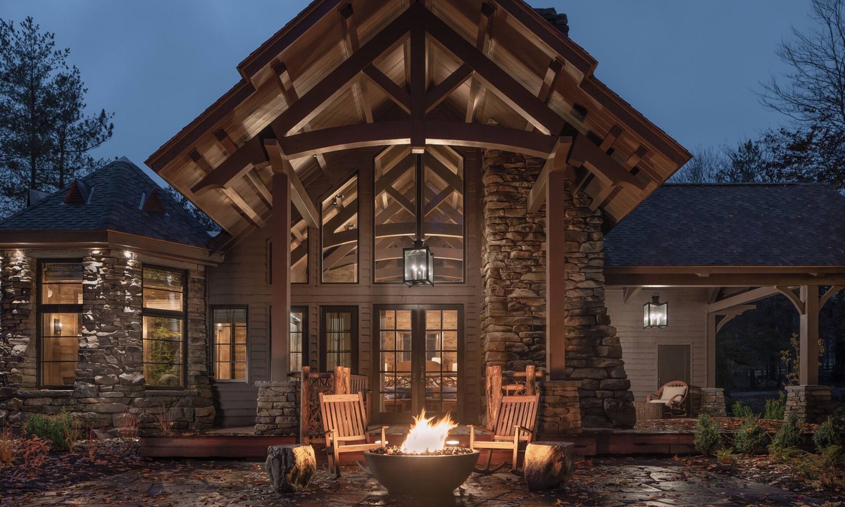 White Lake Hotel | The Chatwal Lodge